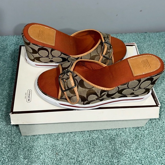 Coach Alyssa woman’s Size 9.5 Sandals slip on wedge ladies sandal with box - Picture 1 of 5